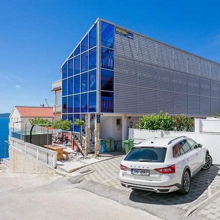 Family Friendly Apartments With A Swimming Pool Businci, Ciovo - 11232 Trogir Exterior photo