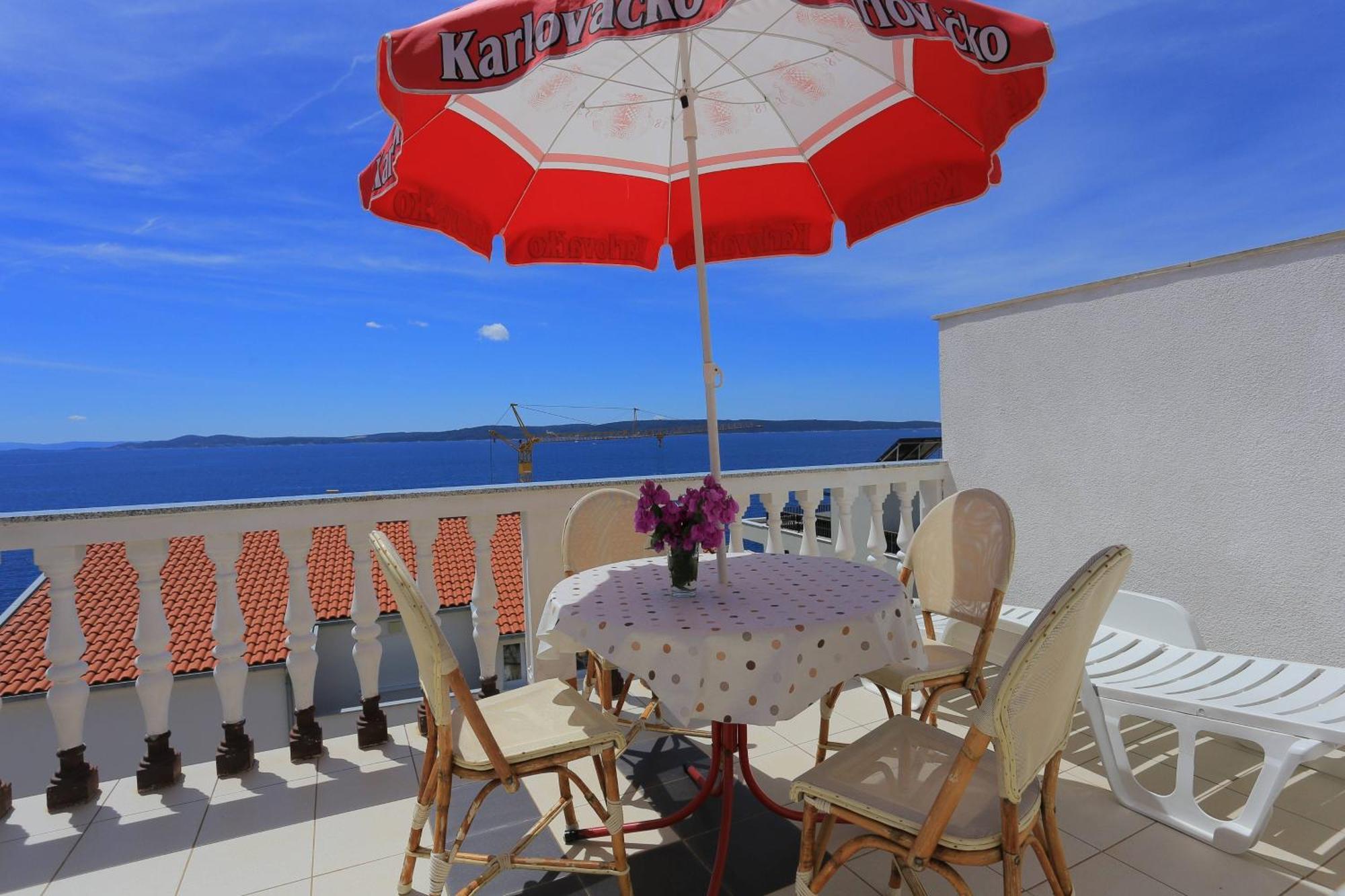 Family Friendly Apartments With A Swimming Pool Businci, Ciovo - 11232 Trogir Exterior photo