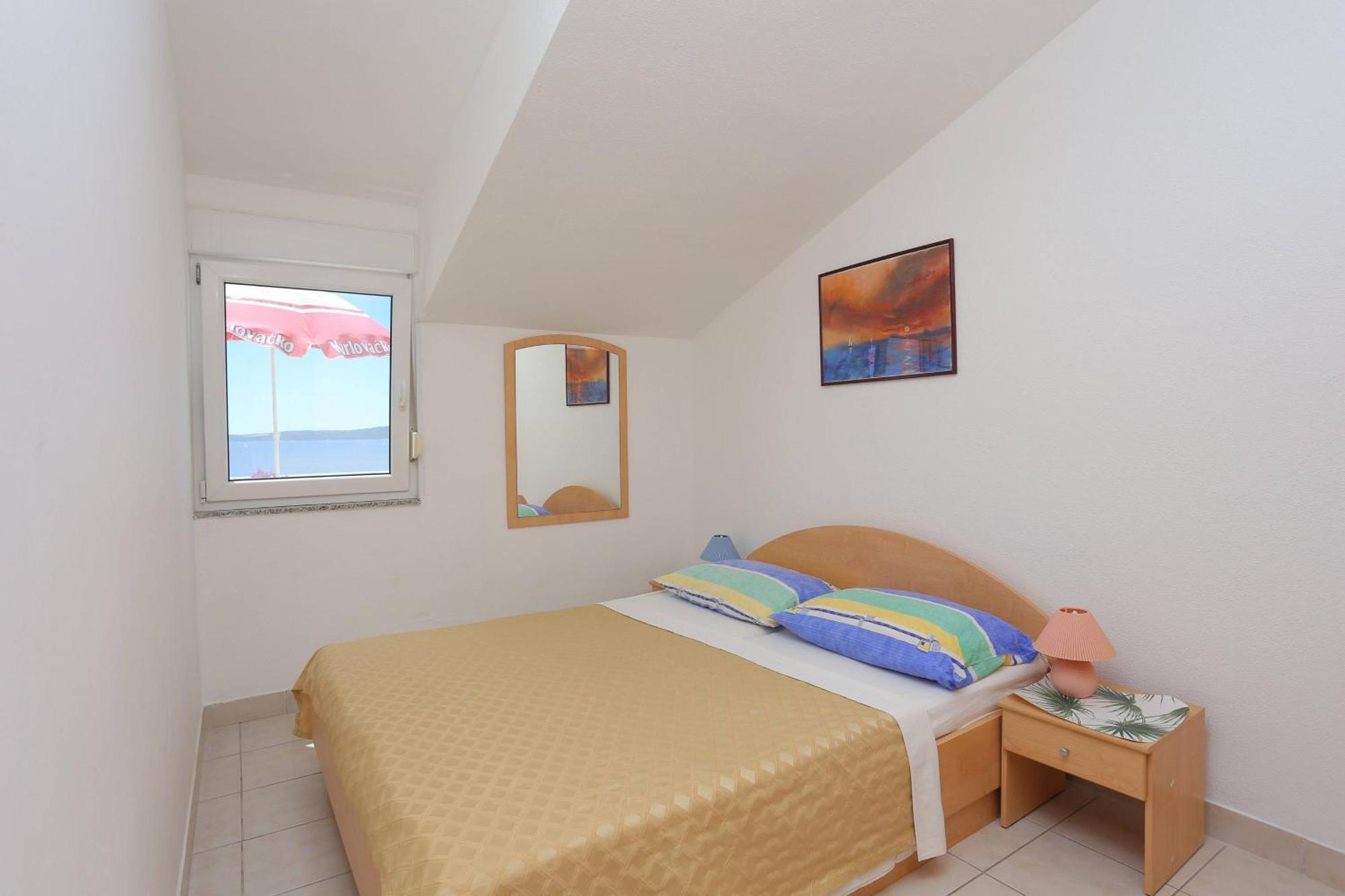 Family Friendly Apartments With A Swimming Pool Businci, Ciovo - 11232 Trogir Exterior photo